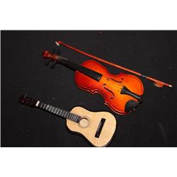 MINIATURE VIOLIN & GUITAR IN ORIG. CASES - GUITAR 7.5 X