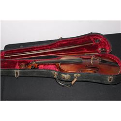 JOSEPH GUARNERIUS CREMONAE 1720 COPY - LABEL INSIDE