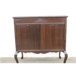 BEAUTIFUL MAHOGANY DOUBLE SIDE SONORA VICTROLA WITH