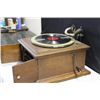 Image 5 : EXCELLENT WORKING OAK TABLE TOP VICTOR TALKING MACHINE