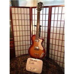 Single-cut semi-hollowbody ,Body Wood: Flamed maple