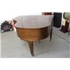 Image 3 : BEAUTIFUL FULL-SIZE BABY GRAND PIANO IN MAHOGANY AND