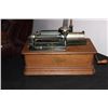 Image 3 : EDISON HOME PHONOGRAPH - MOTOR WORKS FINE BUT CYLINDER