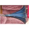 Image 3 : FULL-SIZE EDISON MORNING GLORY HORN - EXCELLENT