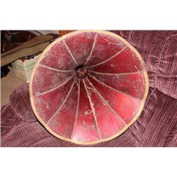 FULL-SIZE MORNING GLORY HORN GOOD CONDITION 32 X 21.5