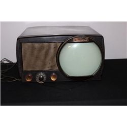 AMAZING MOTOROLA TV AND MINT WORKING CONDITION - SCREEN