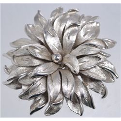 Vintage Signed Kramer Silver Tone Brooch, Excellent Condition, 2" in diameter.
