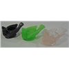 Image 1 : DEGENHART MARKED BIRD AND BERRY  OPEN SALT CELLAR, GREEN, BLACK AND PINK