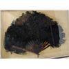 Image 2 : VINTAGE OSTRICH FEATHER HAND FAN BLACK FAUX TORTOISESHELL