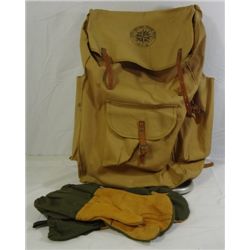 VINTAGE BOY SCOUT STYLE FRAME PACK AND USGI TRIGGER FINGER MITTENS SHELL SIZE M