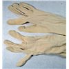 Image 2 : VINTAGE CREAM LONG NYLON LADIES OPERA GLOVES WITH SNAPS AT THE WRISTS.