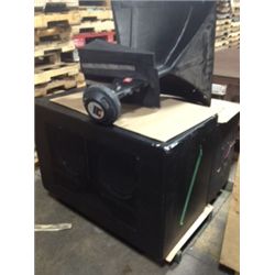 2 JBL SPEAKERS & 2 HORNS