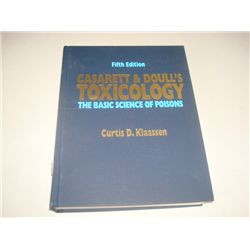 casarett & doull’s toxicology the basic science of poisons Hardcover BOOK Fifth Edition