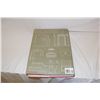 Image 2 : Interior Graphic and Design Standards by S. C. Reznikoff (1986, Hardcover)
