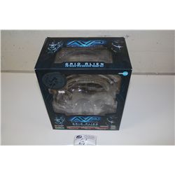 AVP ALIEN VS. PREDATOR, GRID ALIEN 1/6 SCALE PRE PAINTED MODEL KIT NEW IN BOX