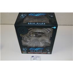 AVP ALIEN VS. PREDATOR, GRID ALIEN 1/6 SCALE PRE PAINTED MODEL KIT NEW IN BOX