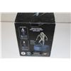 Image 2 : THE X FILES, FIGHT THE FUTURE, LIMITED EDITION COLD-CAST FIGURINE WITH BASE