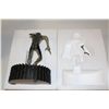 Image 3 : THE X FILES, FIGHT THE FUTURE, LIMITED EDITION COLD-CAST FIGURINE WITH BASE