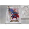 Image 3 : SUPERMAN COVER TO COVER STATUE, NEW IN BOX 1135/1700