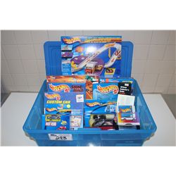 HOT WHEELS RUBBERMAID CONTAINING ASSORTED TOYS, NEW IN BOX INCLUDING: TATOO DESIGNER CD ROM,