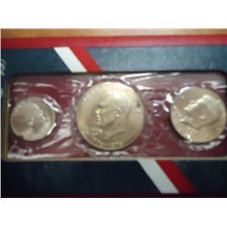 1976 US BICENTENNIAL SILVER (UNC) SET