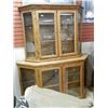 Image 2 : OAK CHINA CABINET /BUFFET - 2 PC