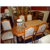 Image 2 : OAK TABLE - 1 LEAF & 6 CHAIRS