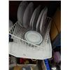 Image 1 : DISH RACK WITH CORELL DISHES