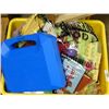 Image 1 : BIN OF TOYS