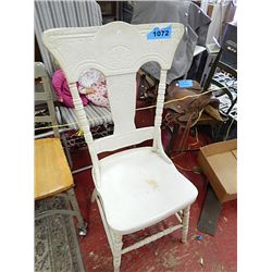 VINTAGE OLD CANADIAN PRESS BACK CHAIR - WHITE