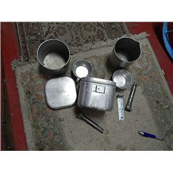 COLEMAN ALUMINUM CAMPING SET