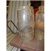 Image 2 : VINTAGE MASON JARS - GOLDEN STATE & ECONOMY =2 TOTAL