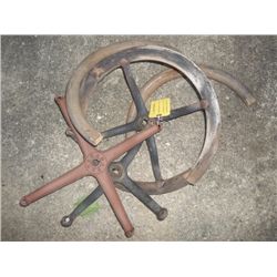 Lot of Model T Steering Wheel