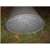 Image 2 : Oval Galvanized Ford Tank