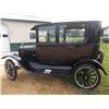 Image 1 : 1924 Ford Model T 2 Door Sedan - GREAT SHAPE