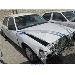 2000 - FORD CROWN VICTORIA