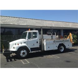 2002 FREIGHTLINER FL60