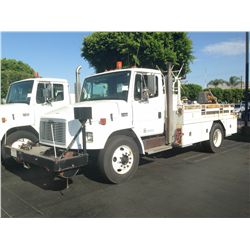 2002 FREIGHTLINER FL60
