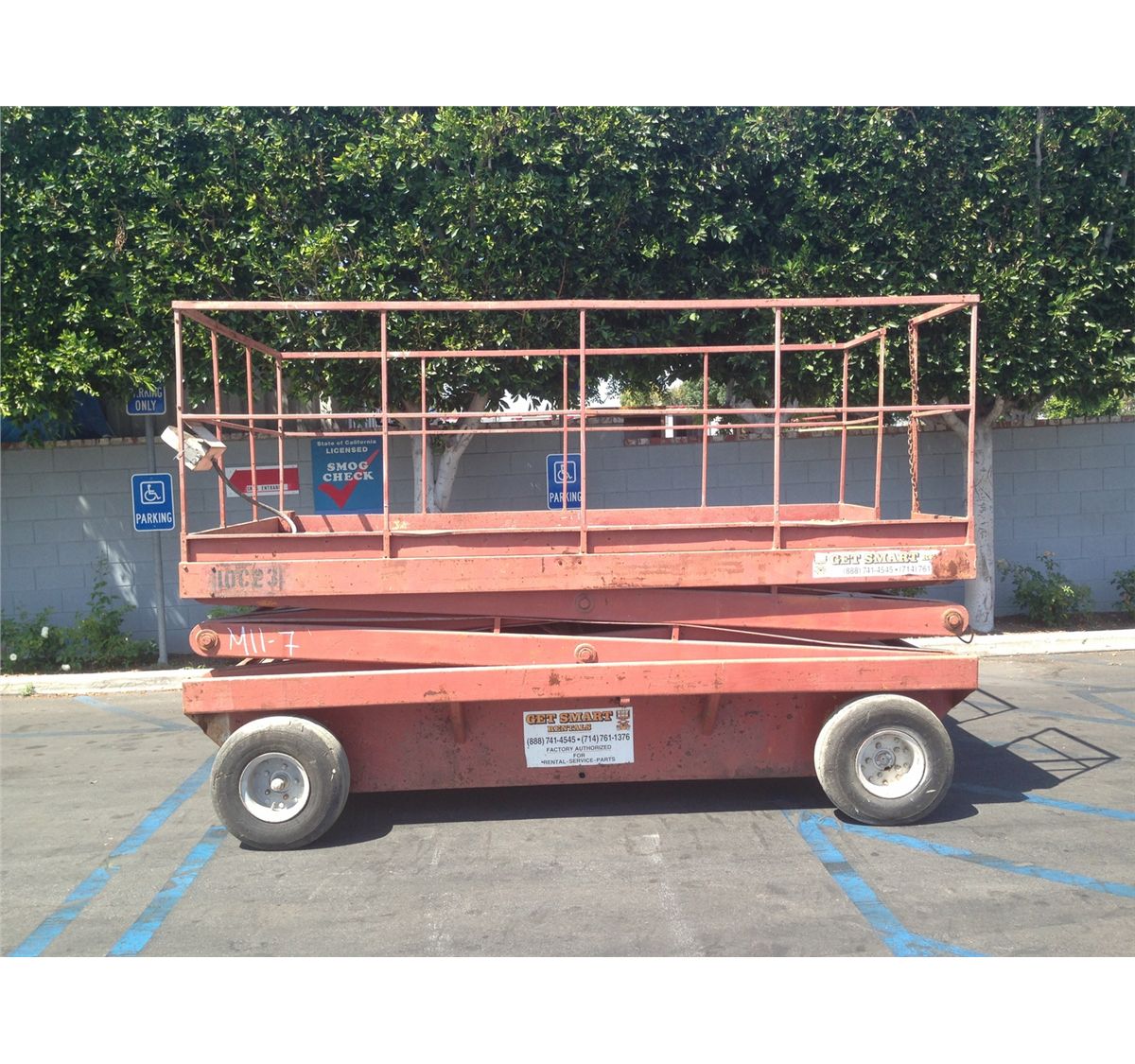 GET SMART SCAFFOLD MODEL 20 ELECTRIC SCISSOR LIFT