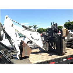 BOBCAT 881 SSKID TEER BACKHOE ATTACHMENT