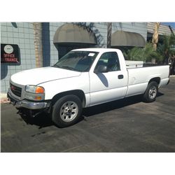 2005 GMC SIERRA
