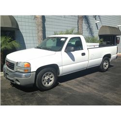 2005 GMC SIERRA