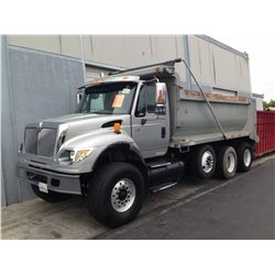 2005 INTERNATIONAL 7600