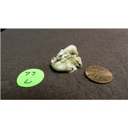 amazing antique carved & signed Asian Ivory netsuke of 3-4 mice in ball,
