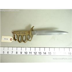 Windtalkers Hjelmstad (Peter Stormare) Hero Prop Rubber Brass Knuckle Knife