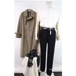 Bandits Joseph 'Joe' Blake (Bruce Willis) Olive Double Breasted Trenchcoat, Belt, and Shoes Costume