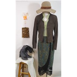 Bandits Kate Wheeler (Cate Blanchett) Brown Suede Short Jacket Costume