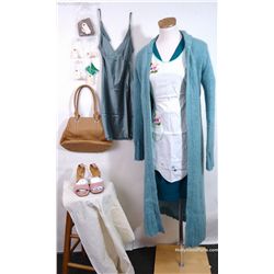 Bandits Kate Wheeler (Cate Blanchett) Teal Green Knit Coat Costume