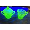 Image 2 : Green Depression Creamer & Sugar