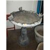 Image 1 : Cement Bird Bath
